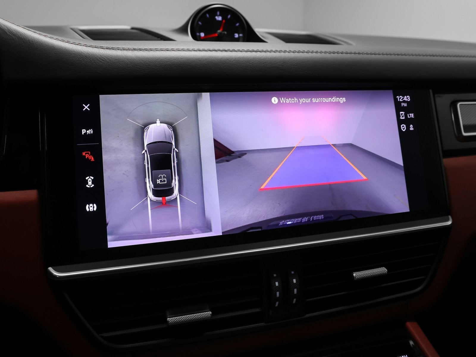 2022 Porsche Cayenne Platinum Edition