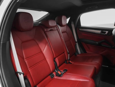 2022 Porsche Cayenne Platinum Edition