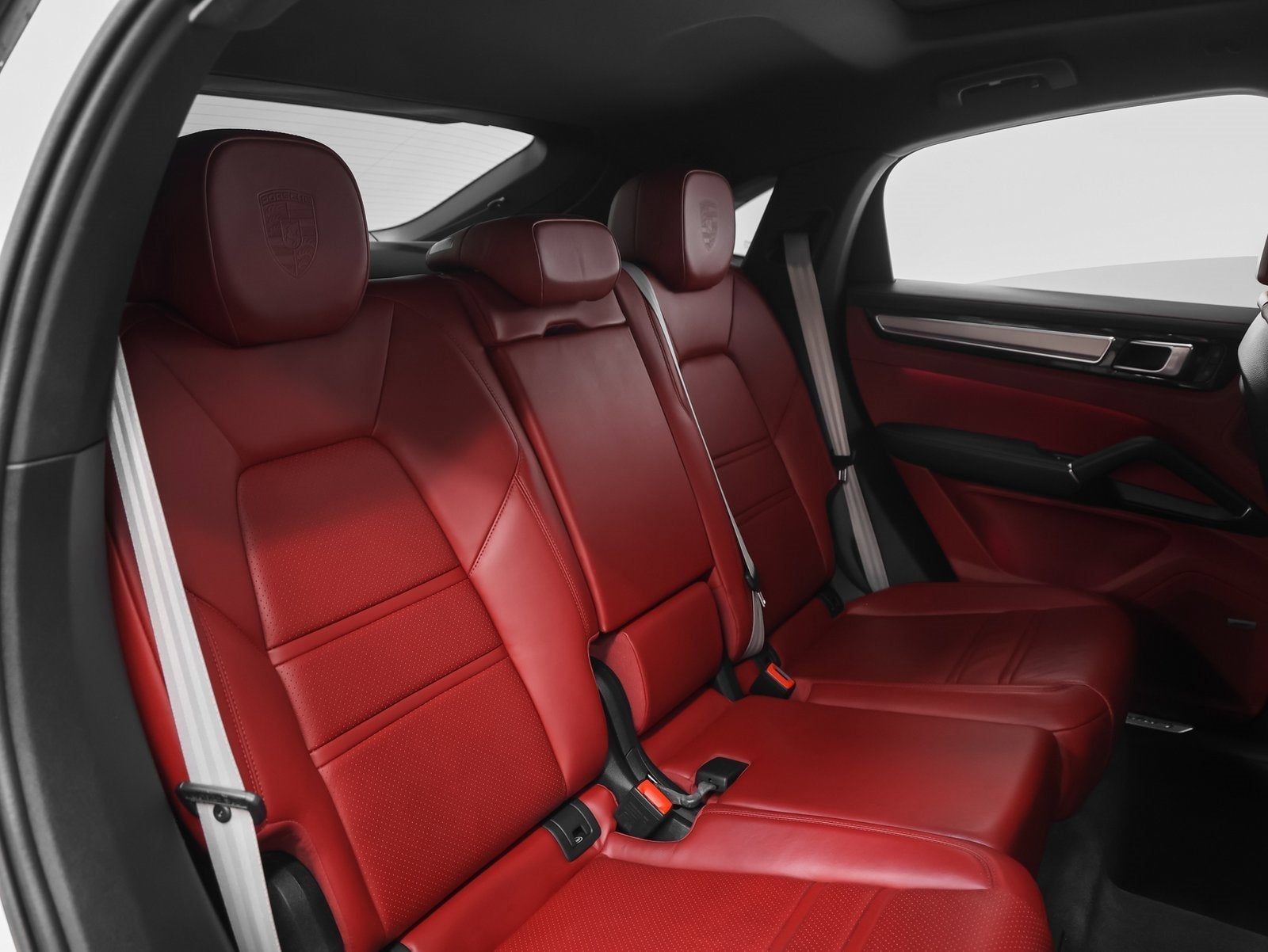 2022 Porsche Cayenne Platinum Edition