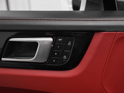 2022 Porsche Cayenne Platinum Edition