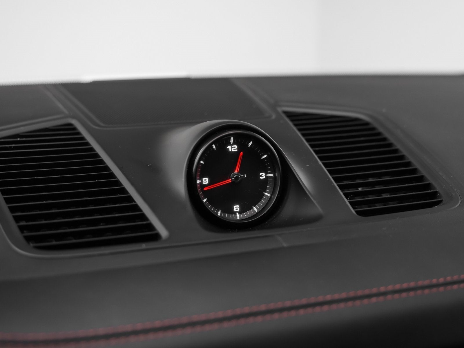 2022 Porsche Cayenne Platinum Edition