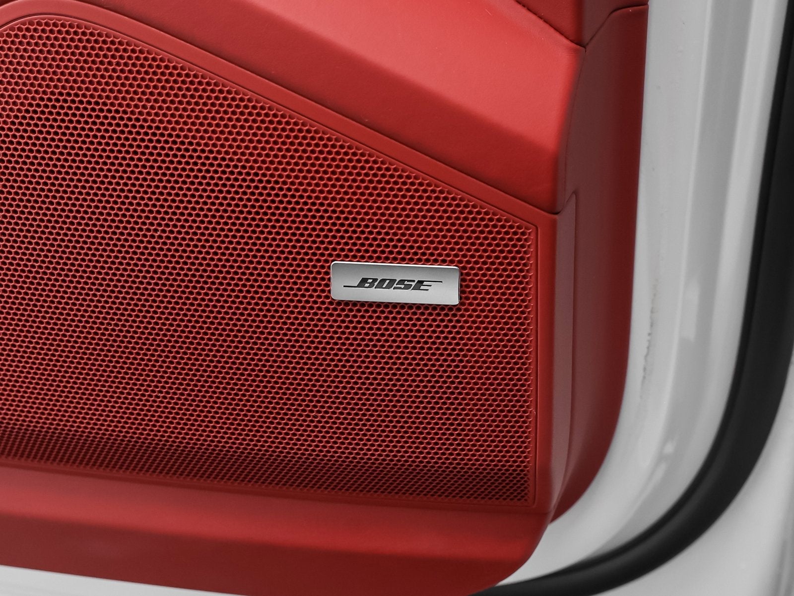 2022 Porsche Cayenne Platinum Edition