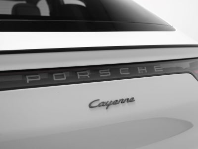 2023 Porsche Cayenne Base
