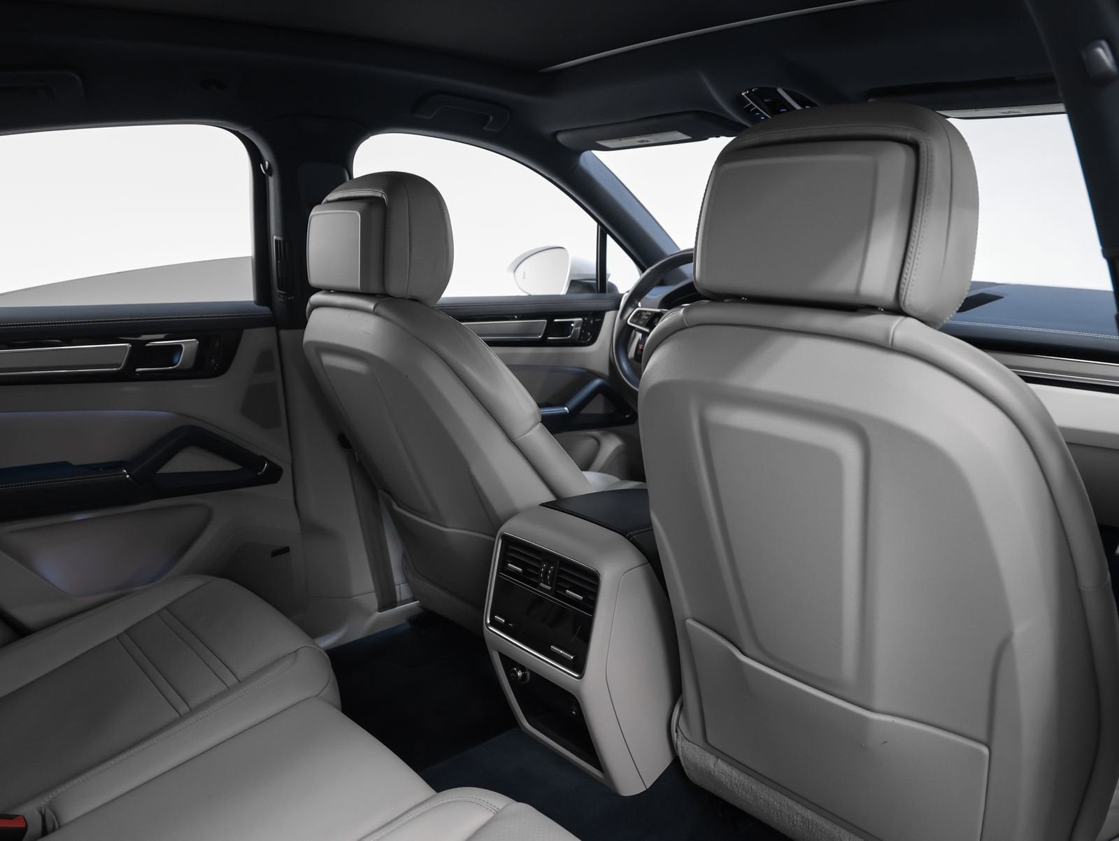 2023 Porsche Cayenne Base