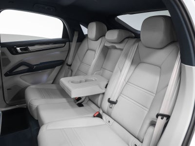 2023 Porsche Cayenne Base