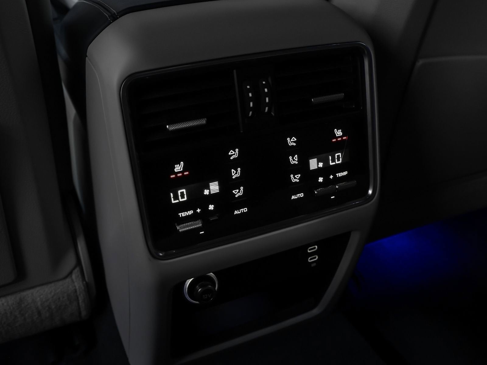 2023 Porsche Cayenne Base