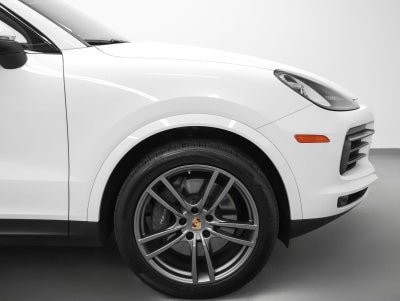 2023 Porsche Cayenne Base
