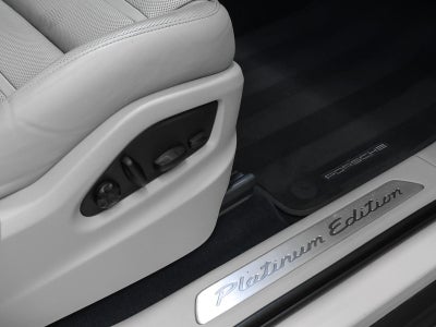 2023 Porsche Cayenne Base