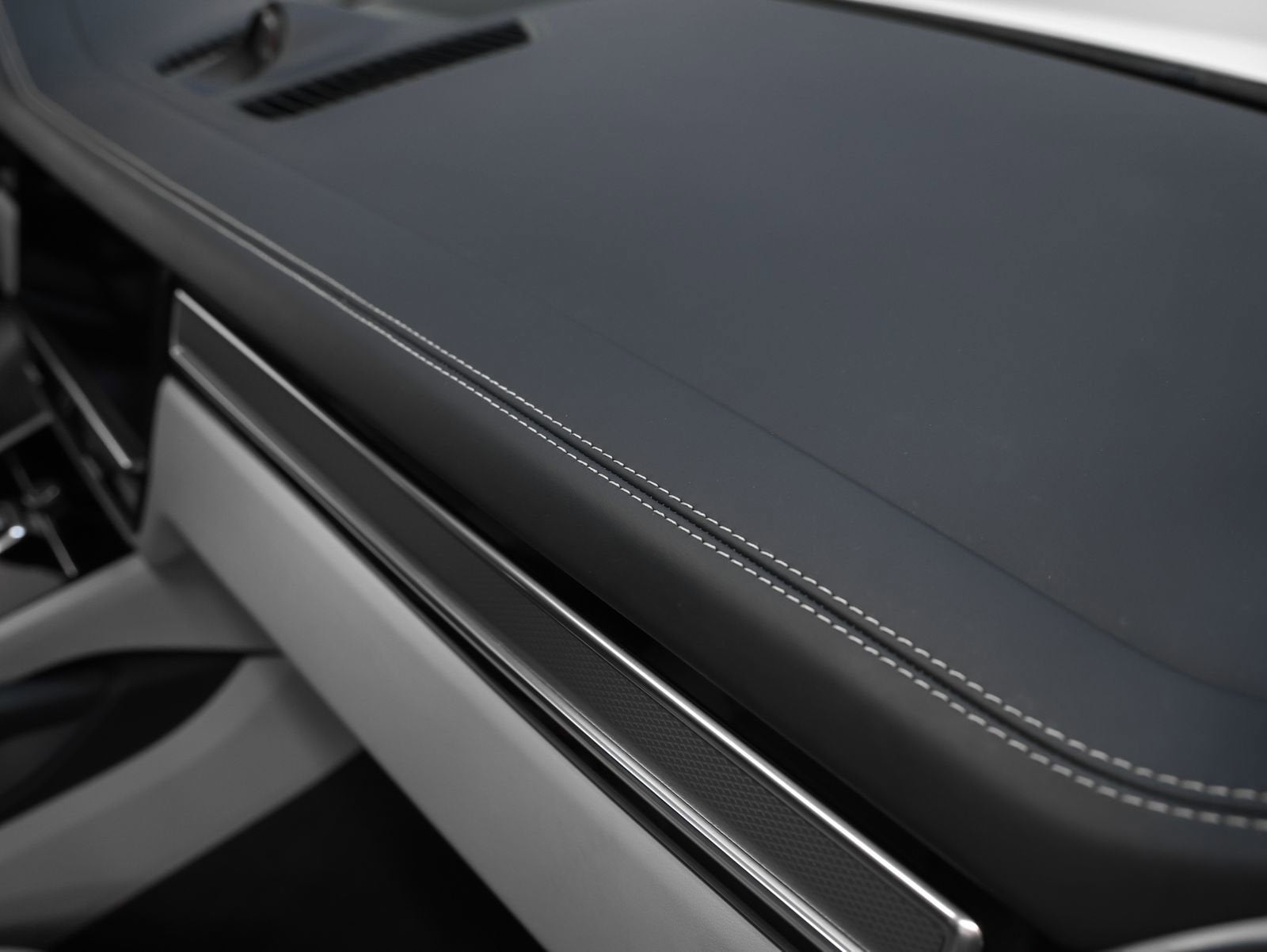 2023 Porsche Cayenne Base