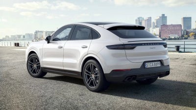 2023 Porsche Cayenne Platinum Edition