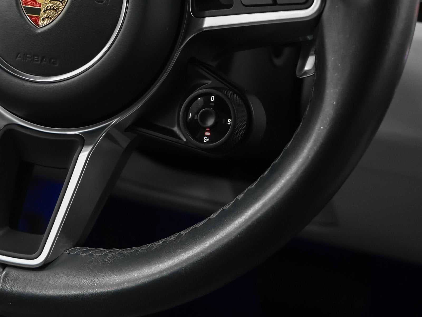 2023 Porsche Cayenne Base