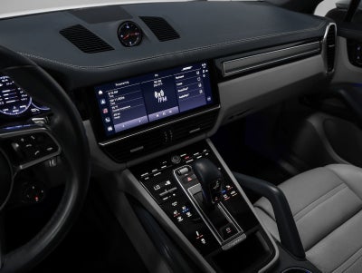 2023 Porsche Cayenne Base