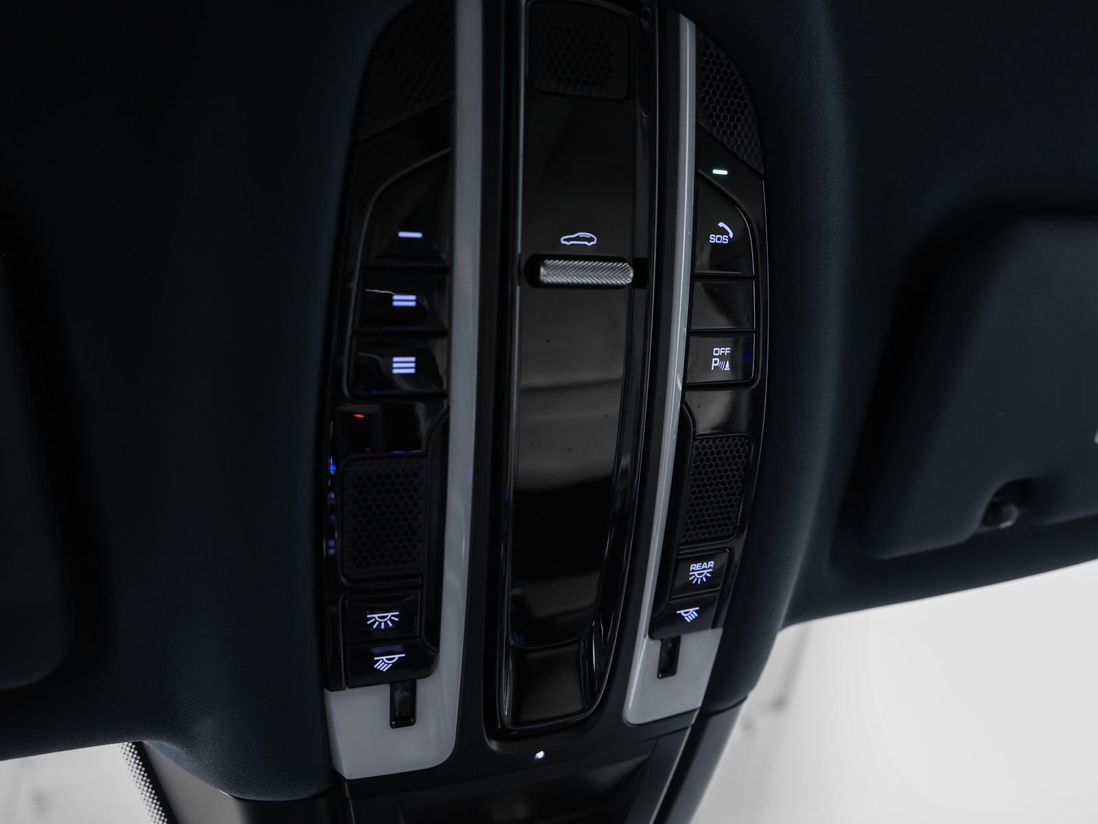 2023 Porsche Cayenne Base