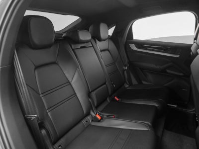 2025 Porsche Cayenne Base
