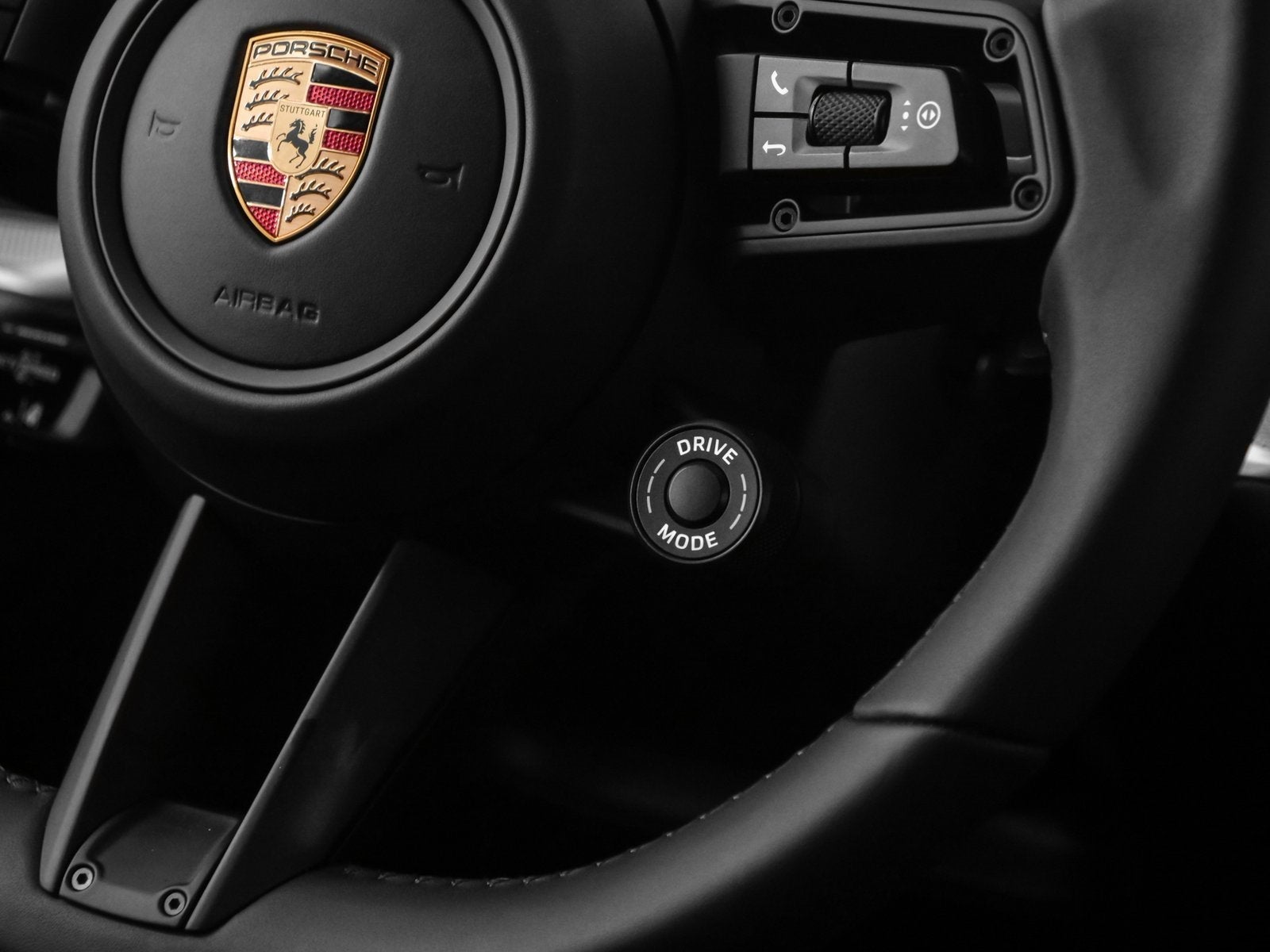 2025 Porsche Cayenne Base