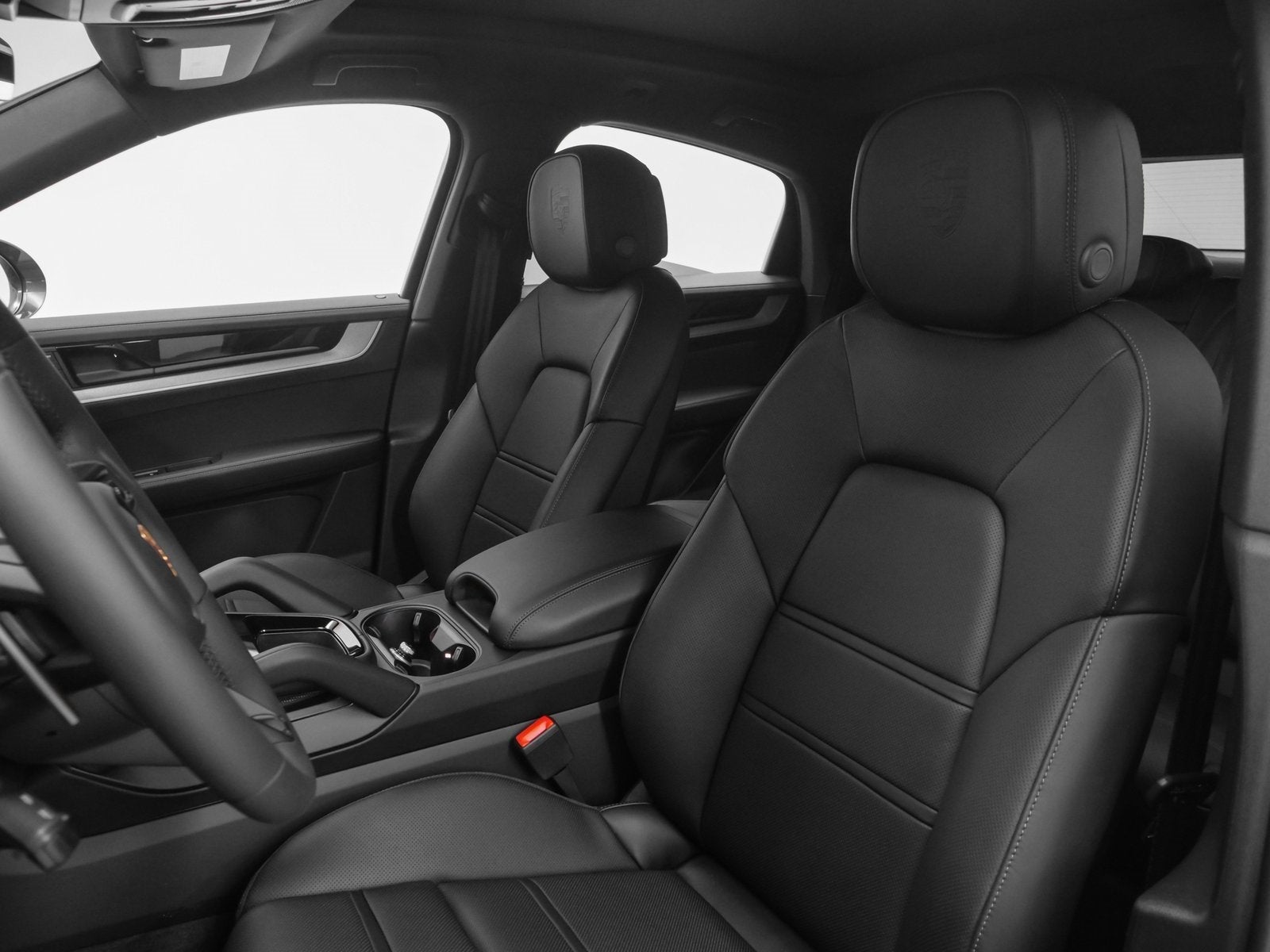 2025 Porsche Cayenne Base