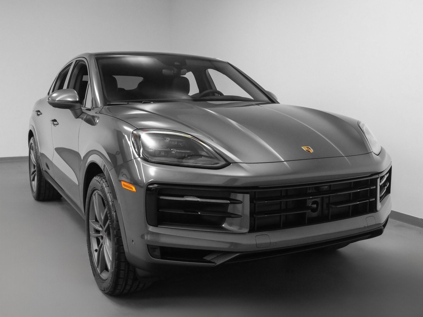 2025 Porsche Cayenne Base