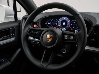 2024 Porsche Cayenne Base