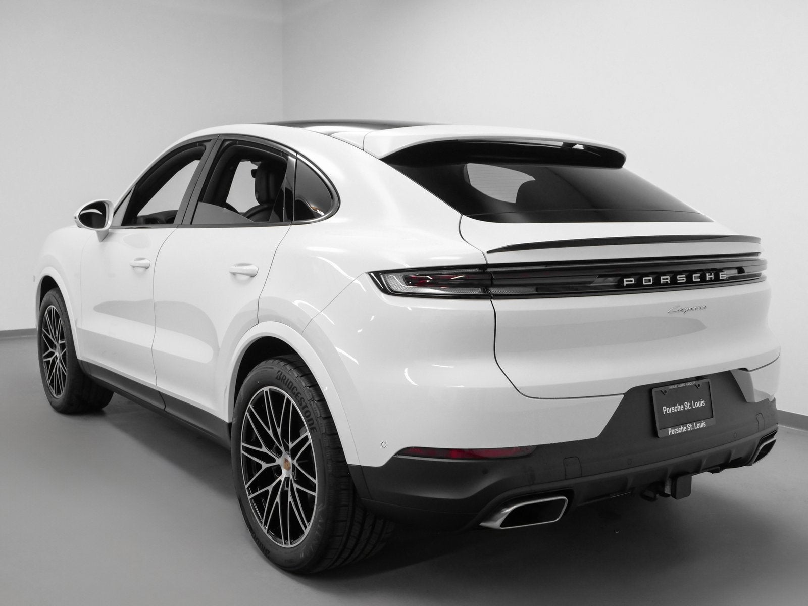 2024 Porsche Cayenne Base