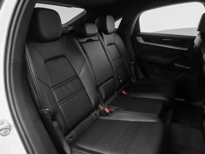 2024 Porsche Cayenne Base