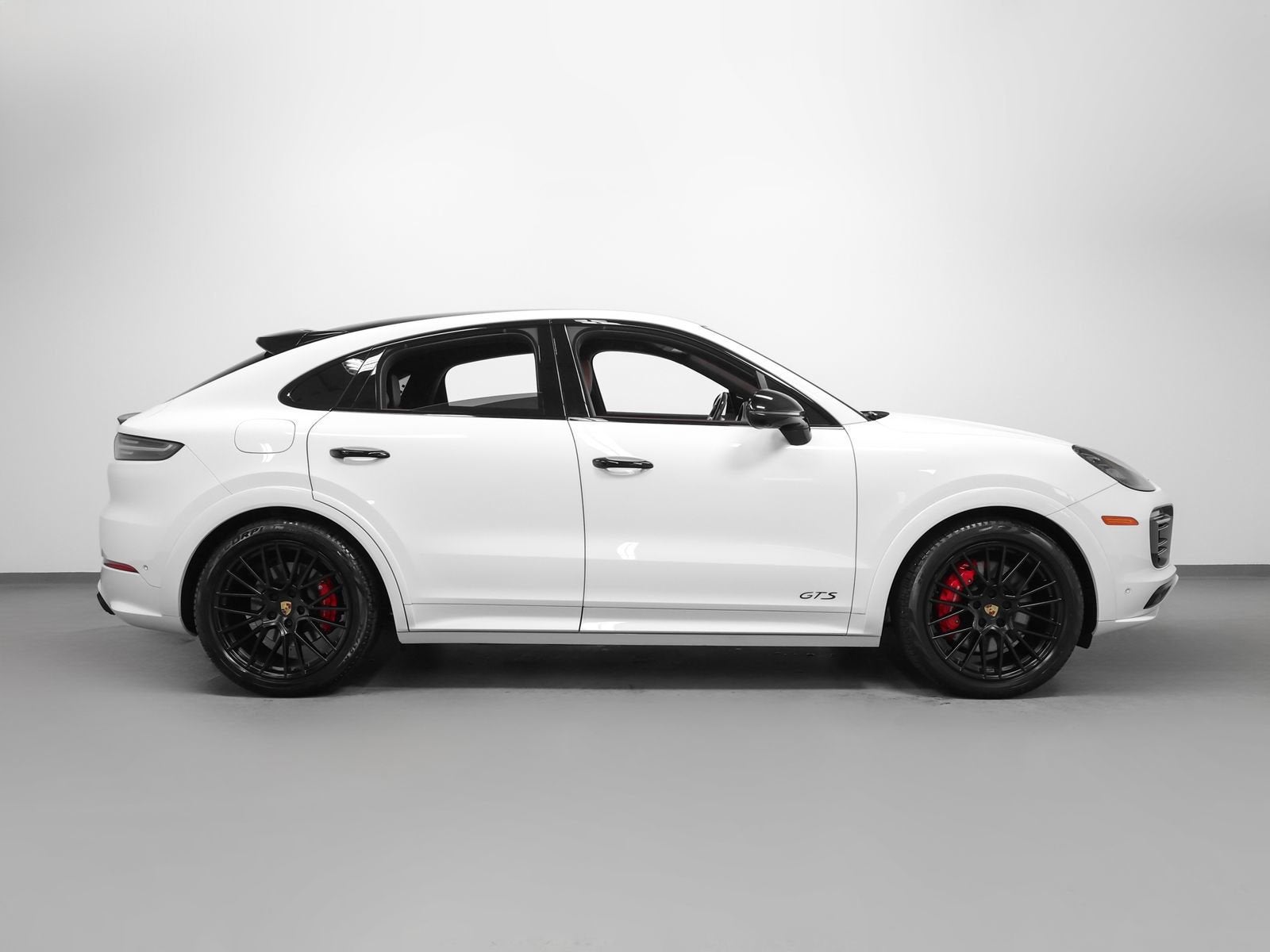 2023 Porsche Cayenne GTS