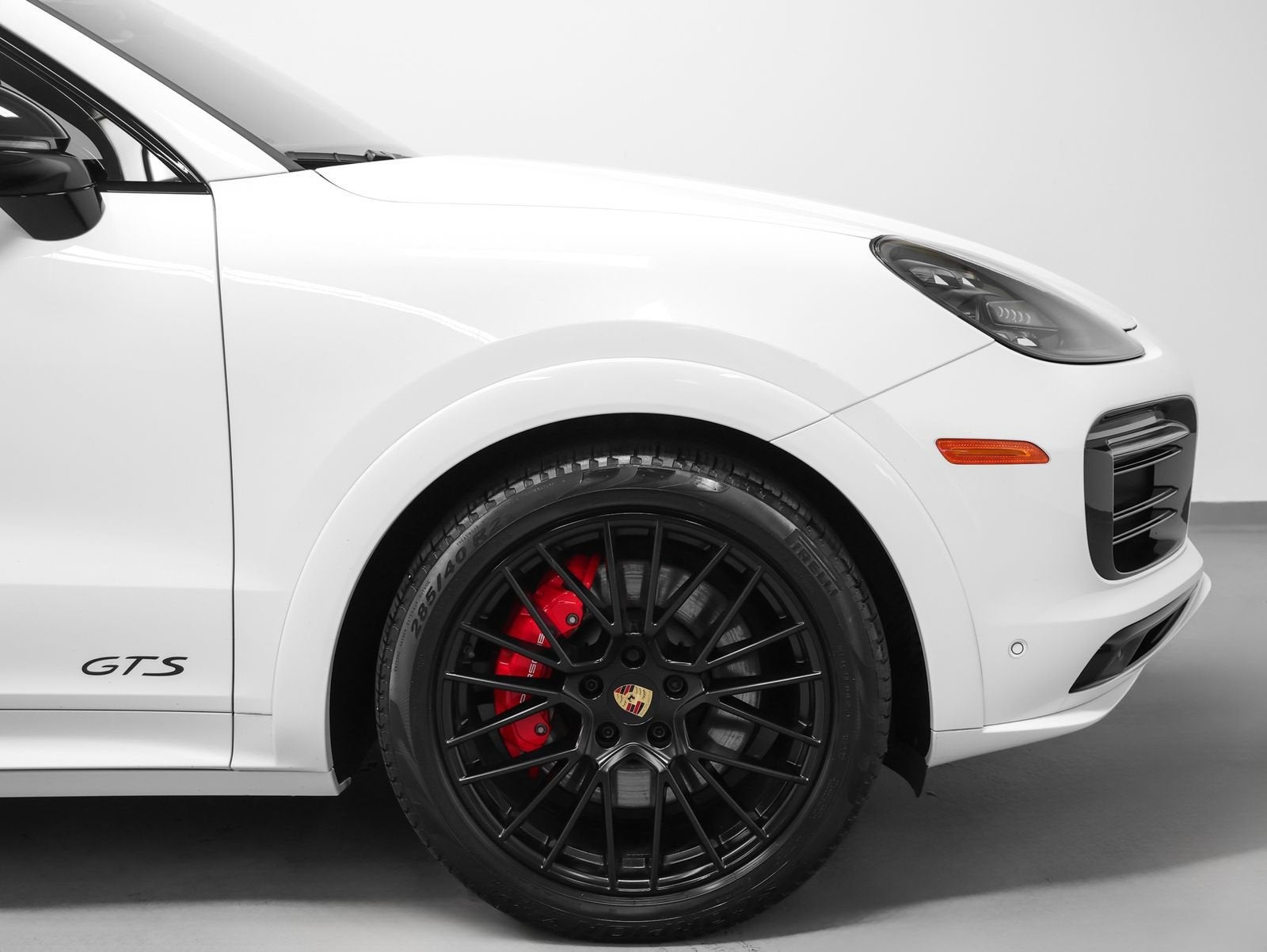2023 Porsche Cayenne GTS
