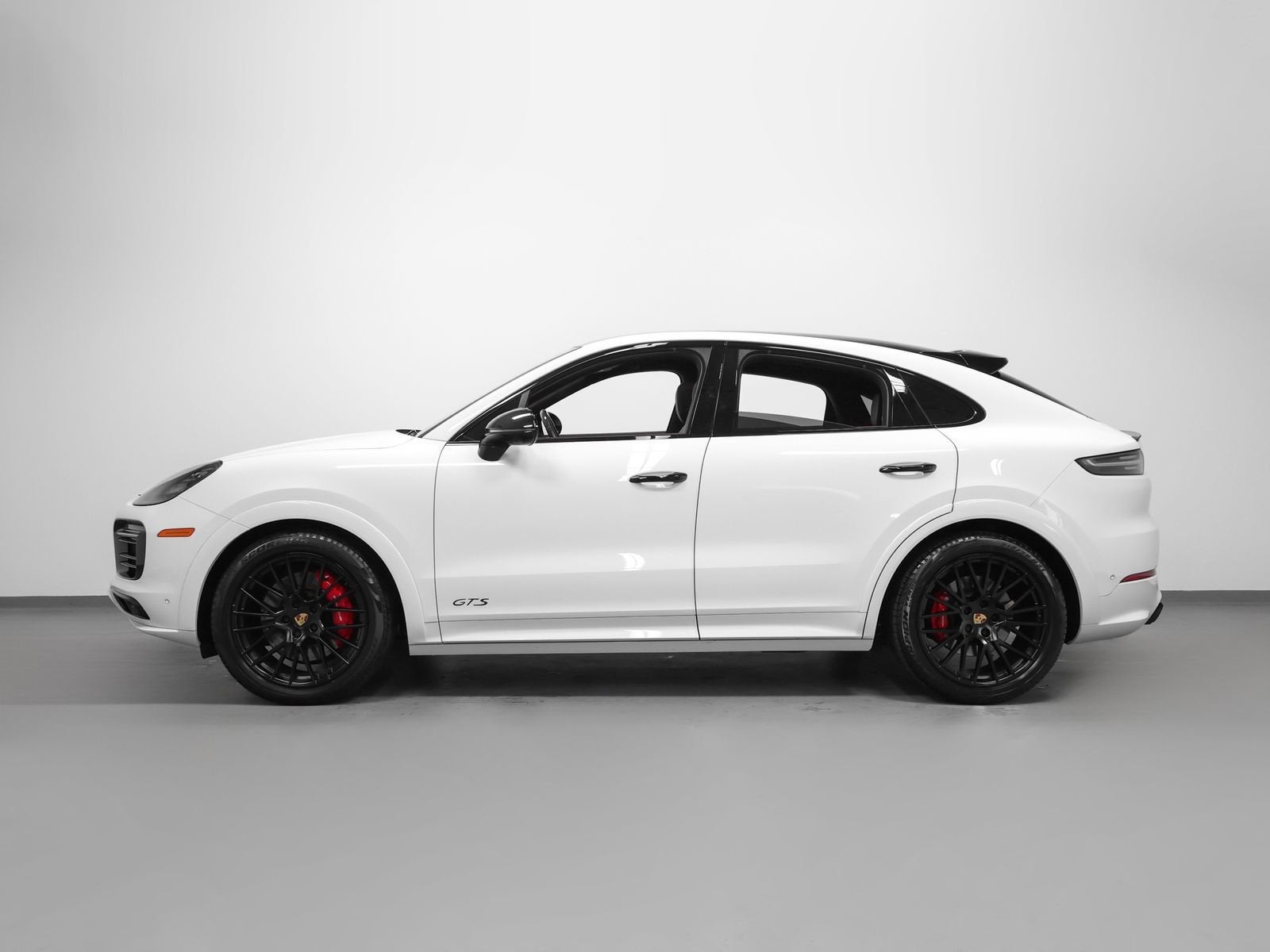 2023 Porsche Cayenne GTS