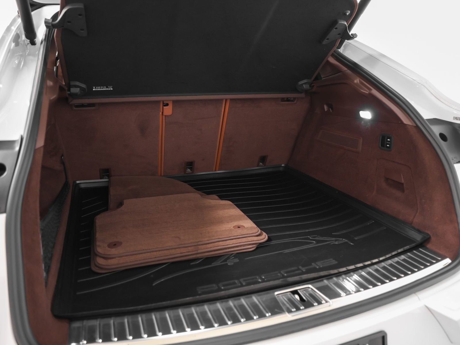 2023 Porsche Cayenne GTS