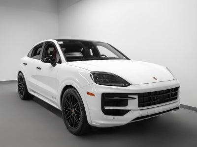 2025 Porsche Cayenne GTS