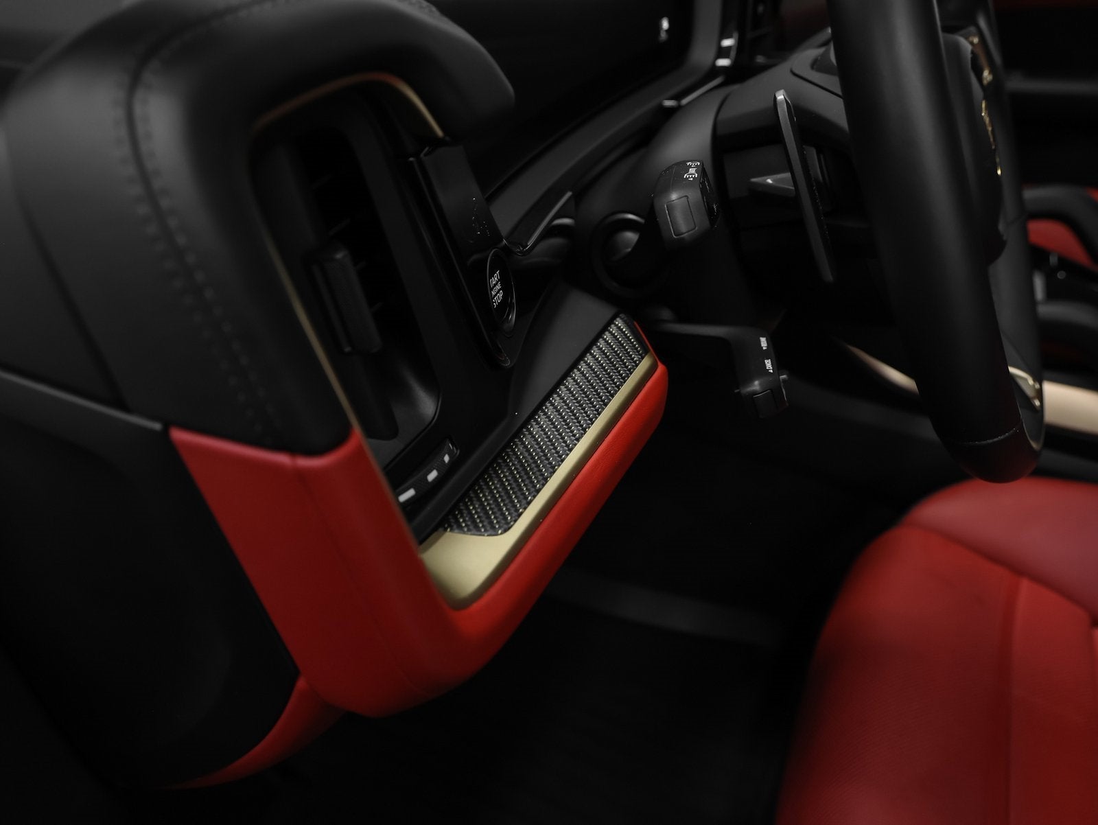 2025 Porsche Cayenne GTS