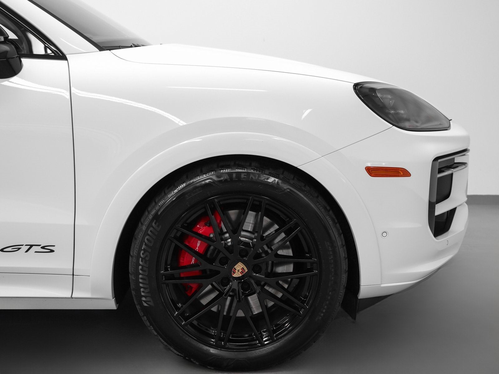 2025 Porsche Cayenne GTS