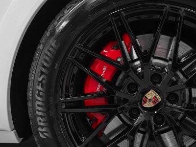 2025 Porsche Cayenne GTS