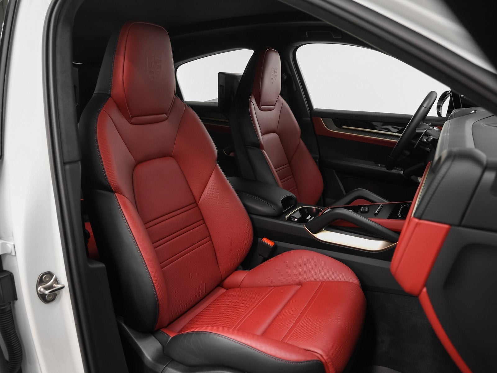 2025 Porsche Cayenne GTS