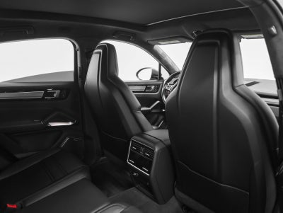 2022 Porsche Cayenne Turbo S E-Hybrid