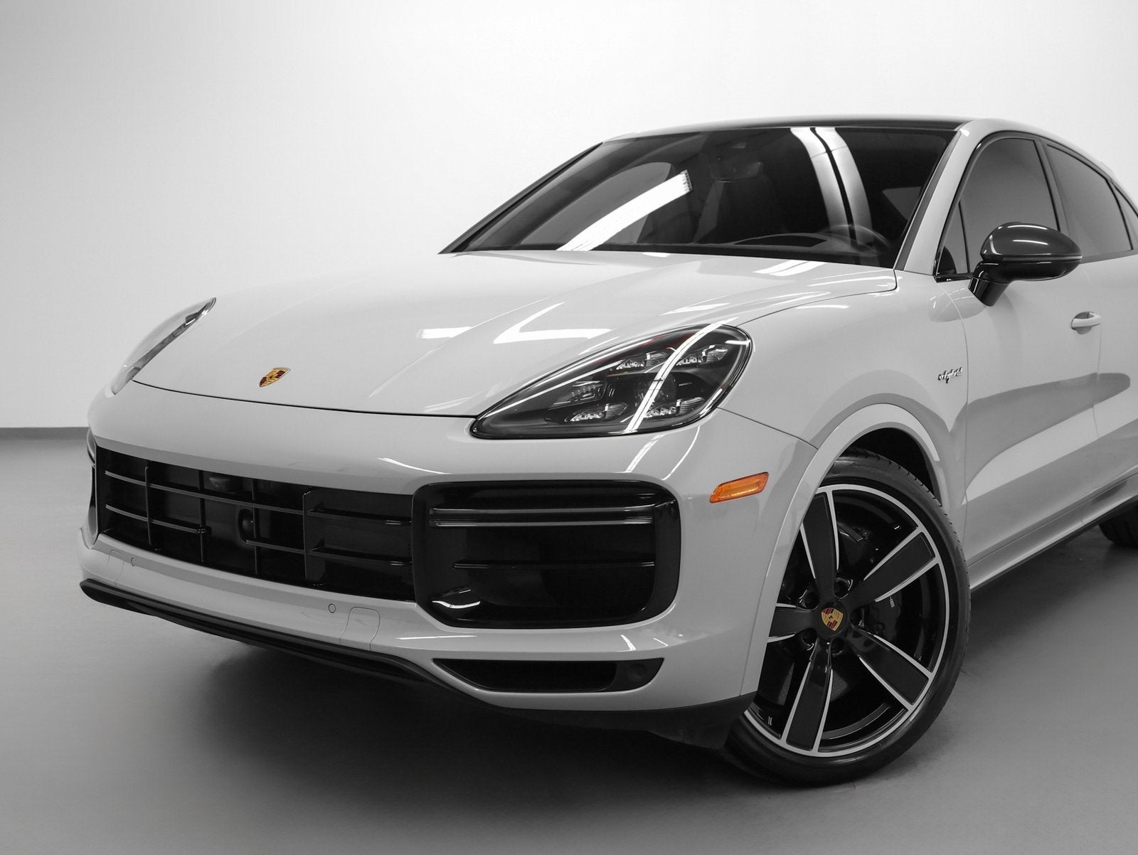 2022 Porsche Cayenne Turbo S E-Hybrid