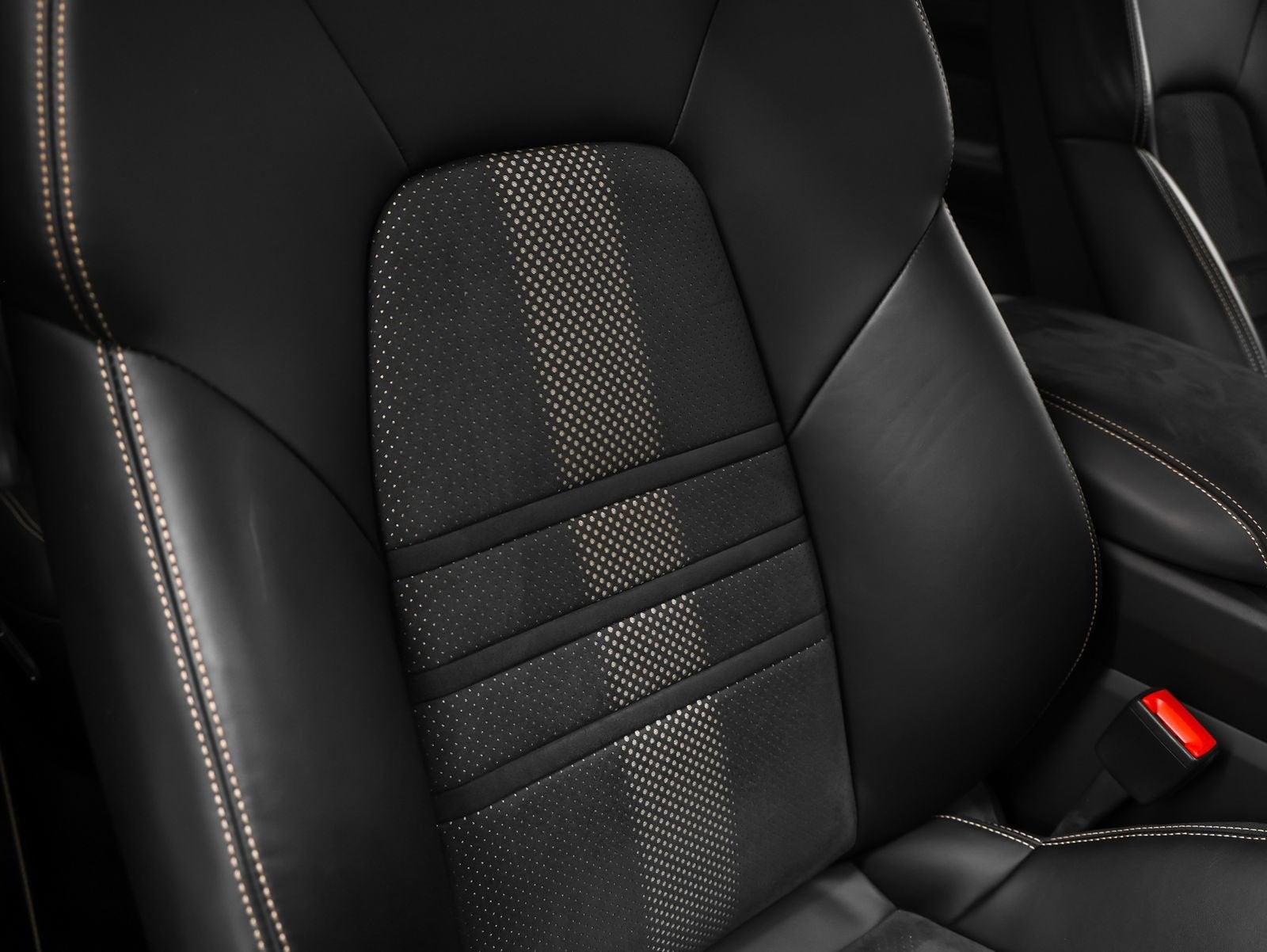 2022 Porsche Cayenne Turbo GT