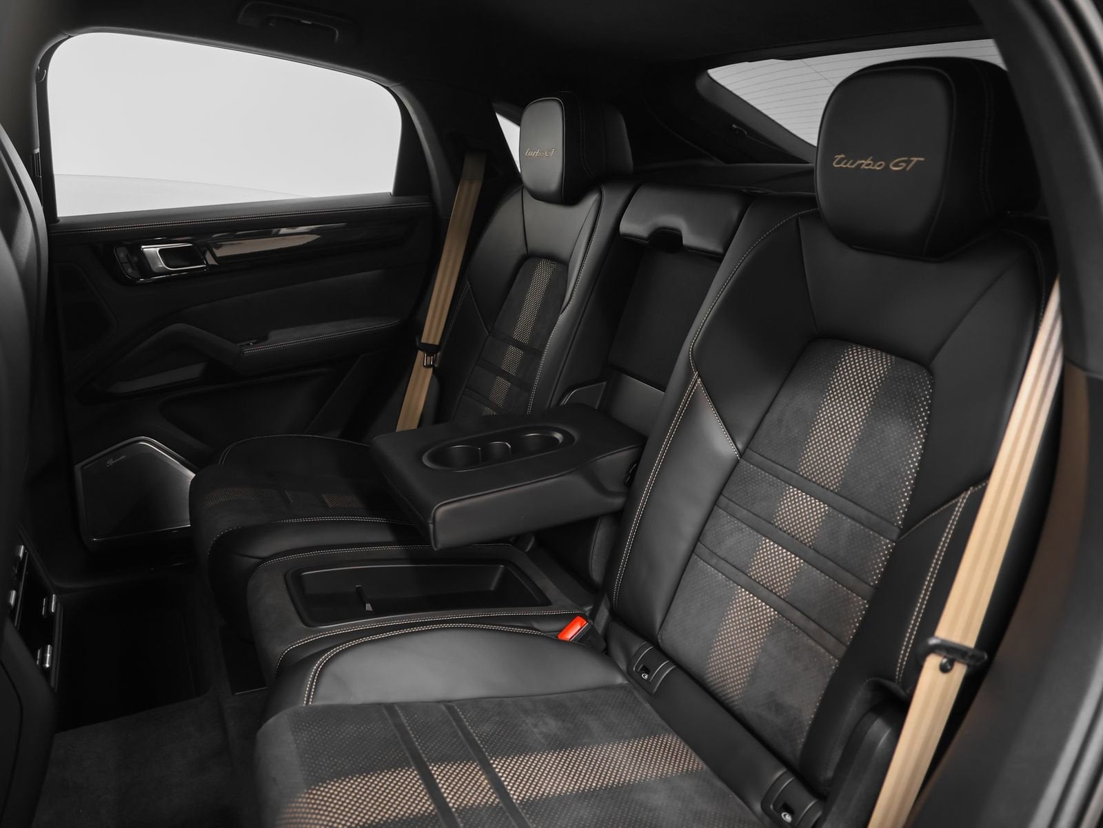 2022 Porsche Cayenne Turbo GT