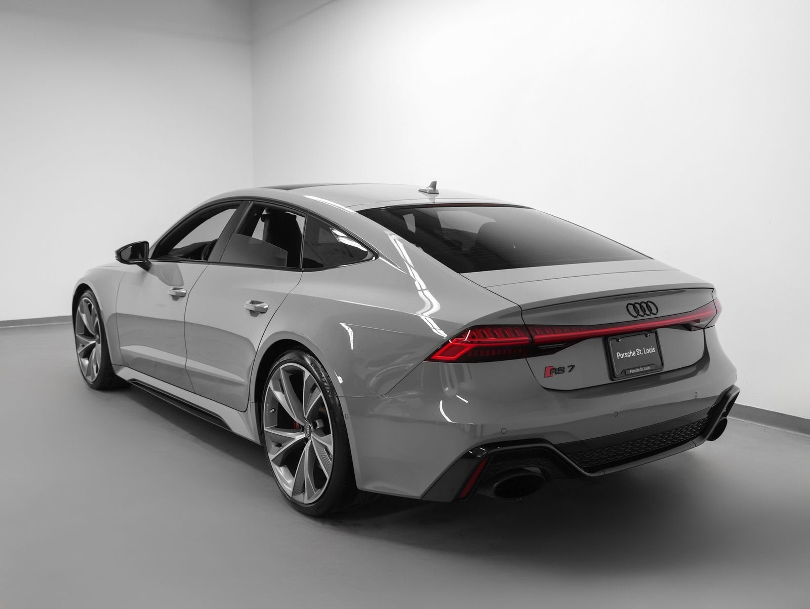 2021 Audi RS 7 4.0T
