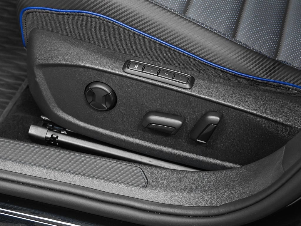 2026 Volkswagen Golf R 2.0T