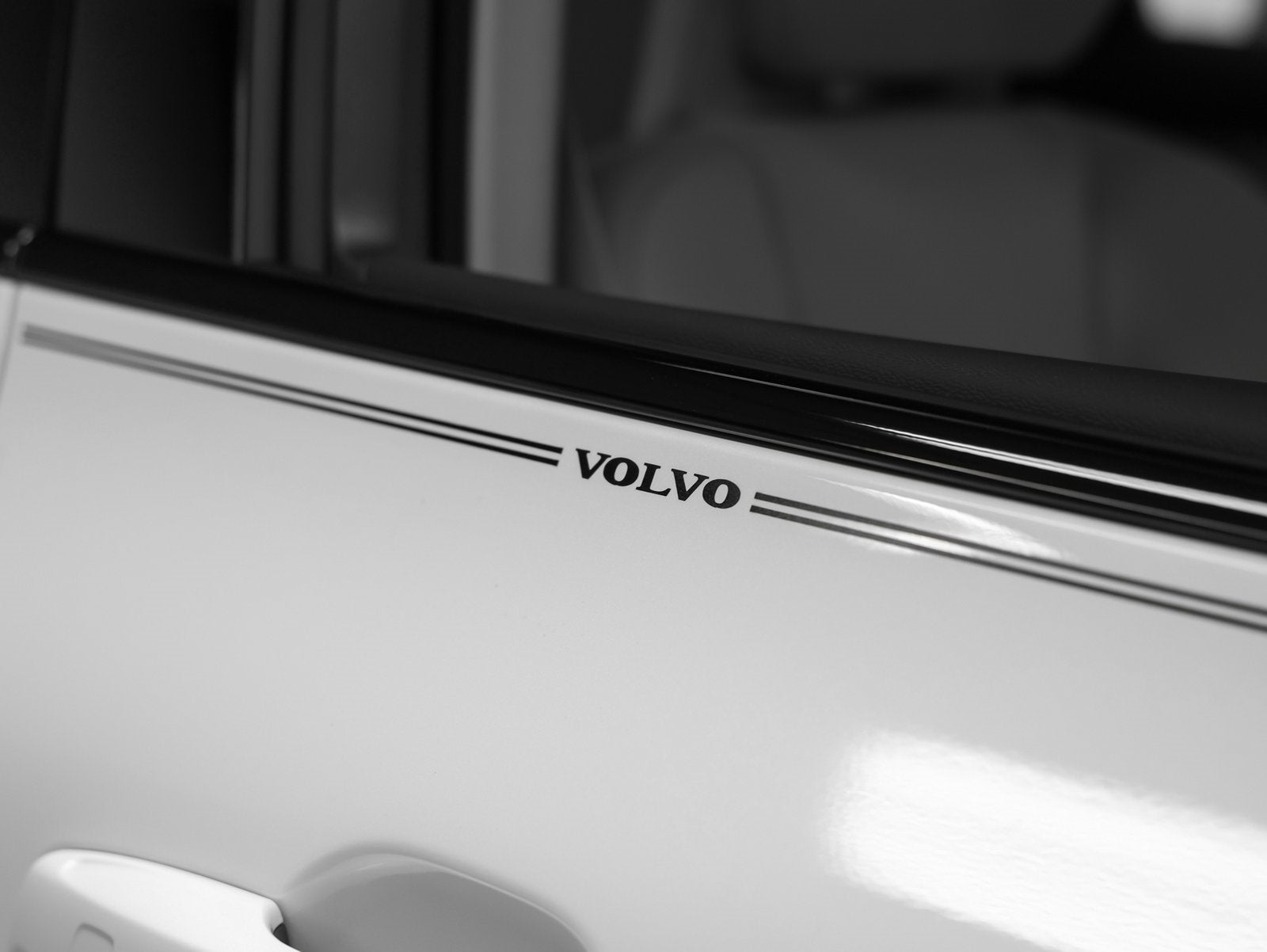 2025 Volvo XC60 Plus