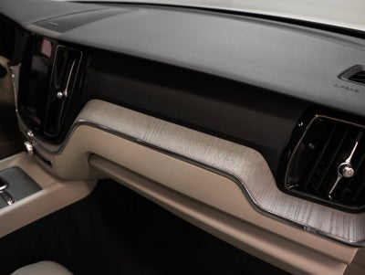 2025 Volvo XC60 Plus