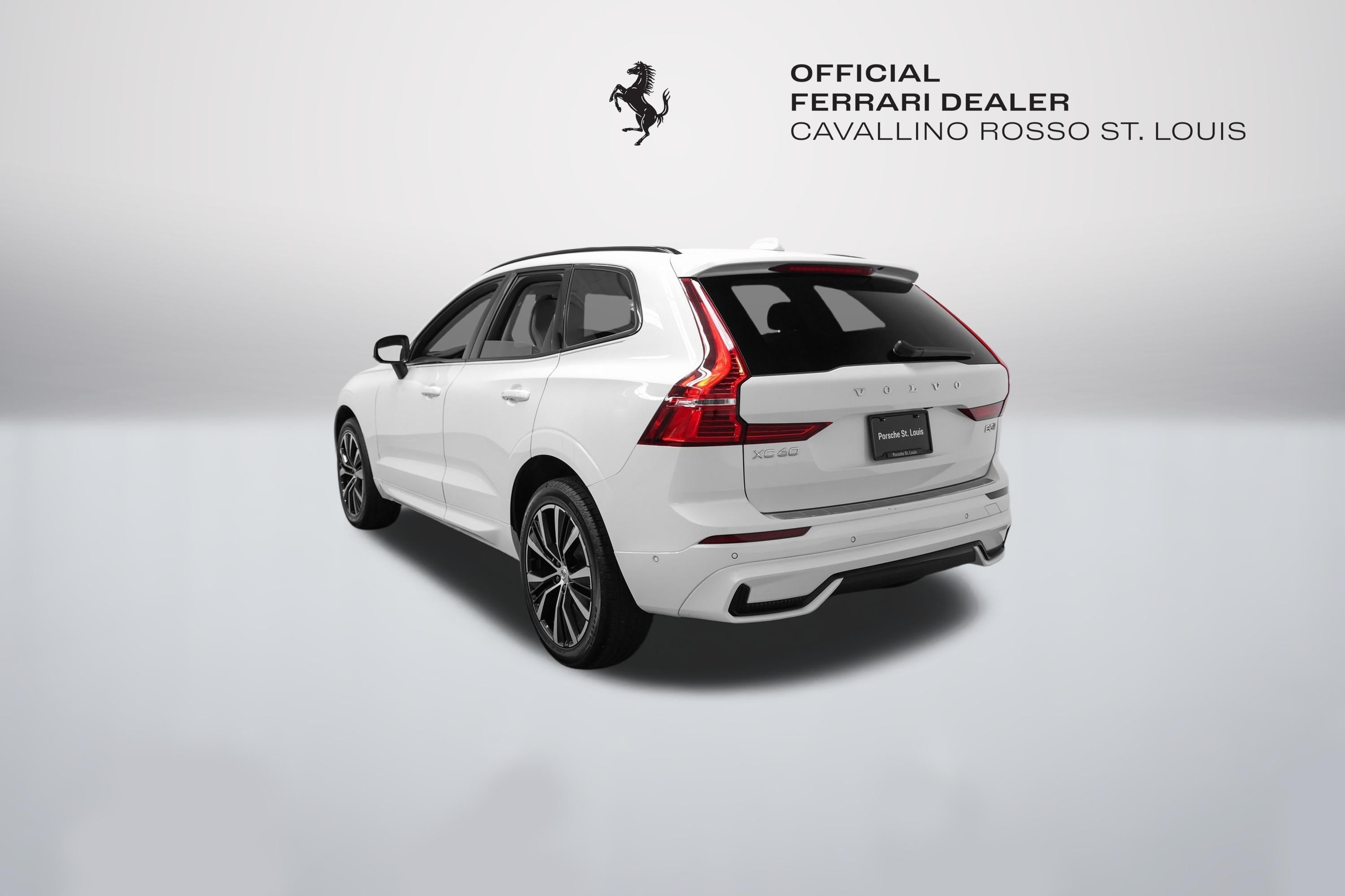 2025 Volvo XC60 Plus