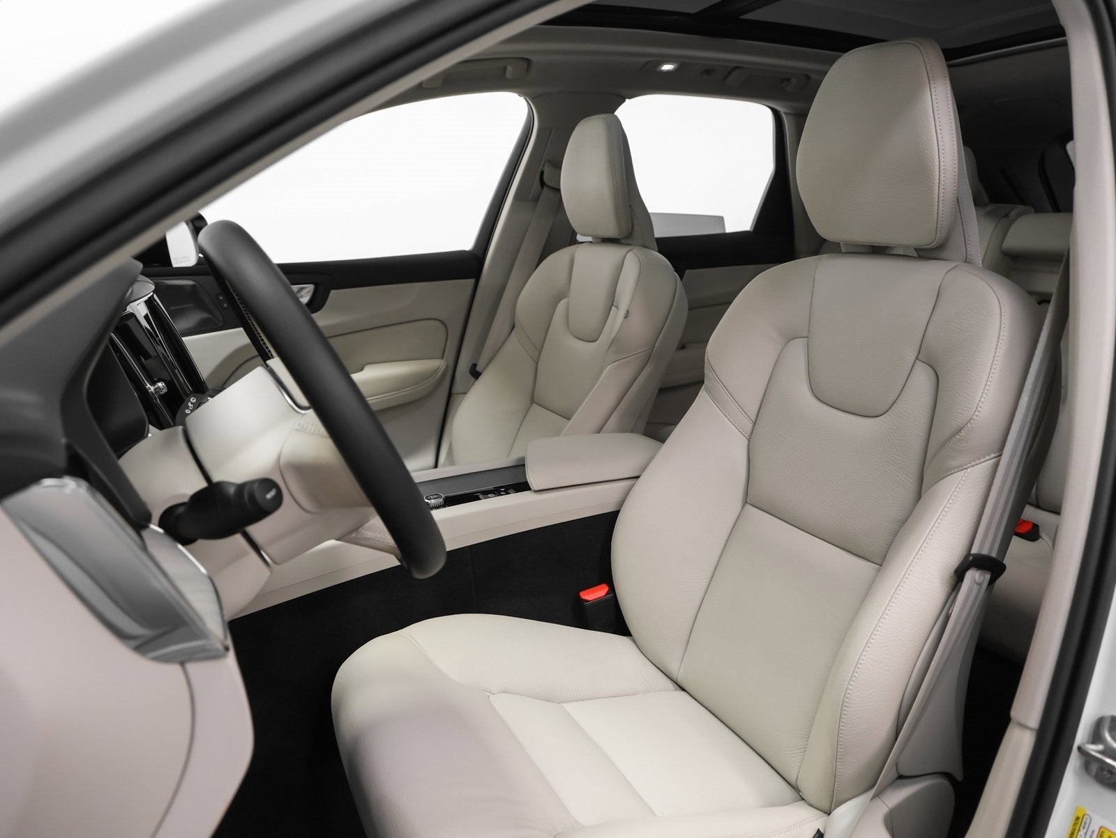 2025 Volvo XC60 Plus