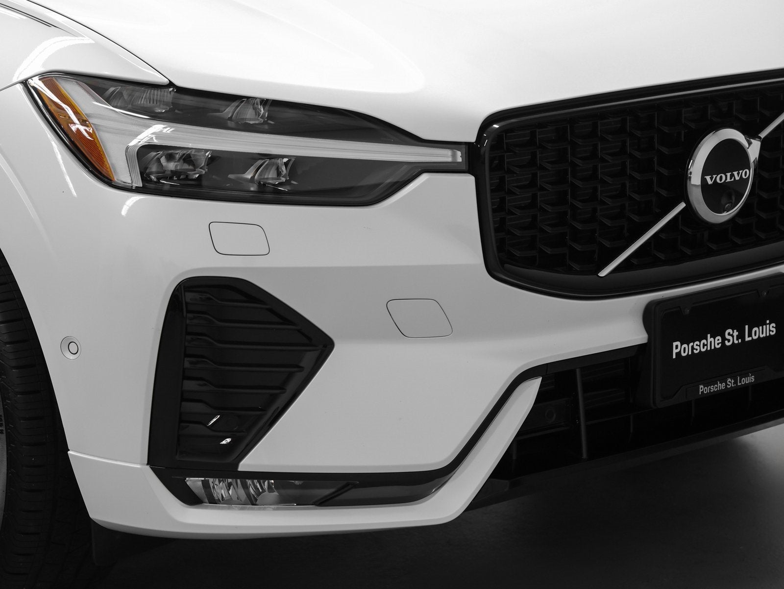 2025 Volvo XC60 Plus