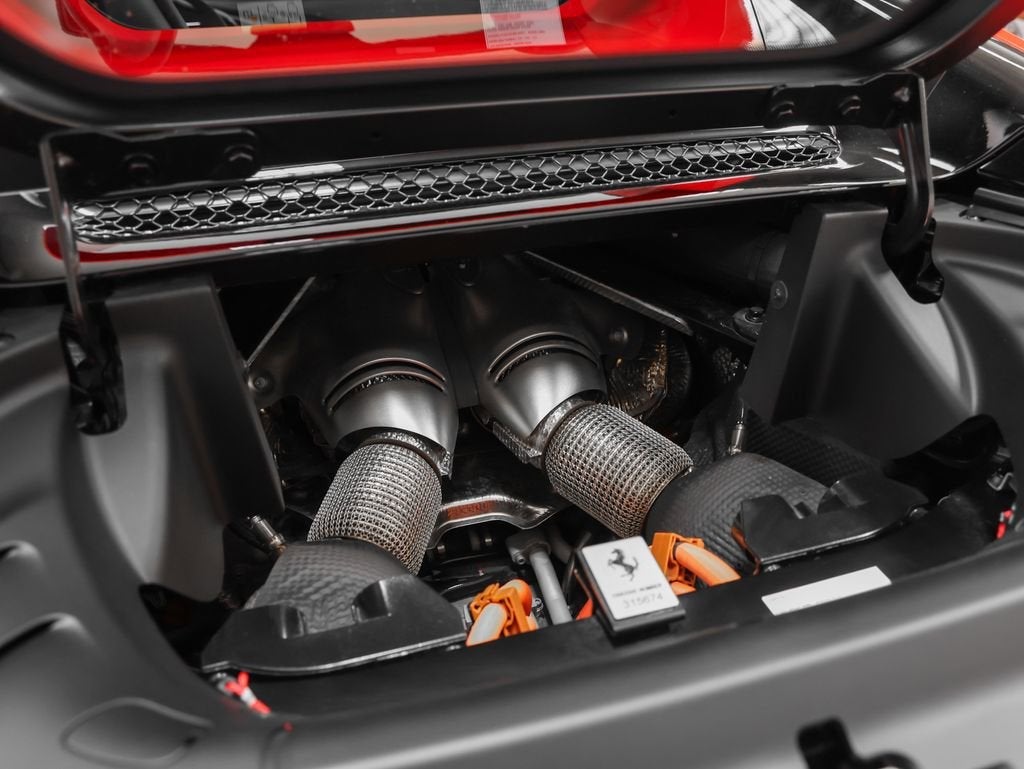 2025 Ferrari 296 GTS Base