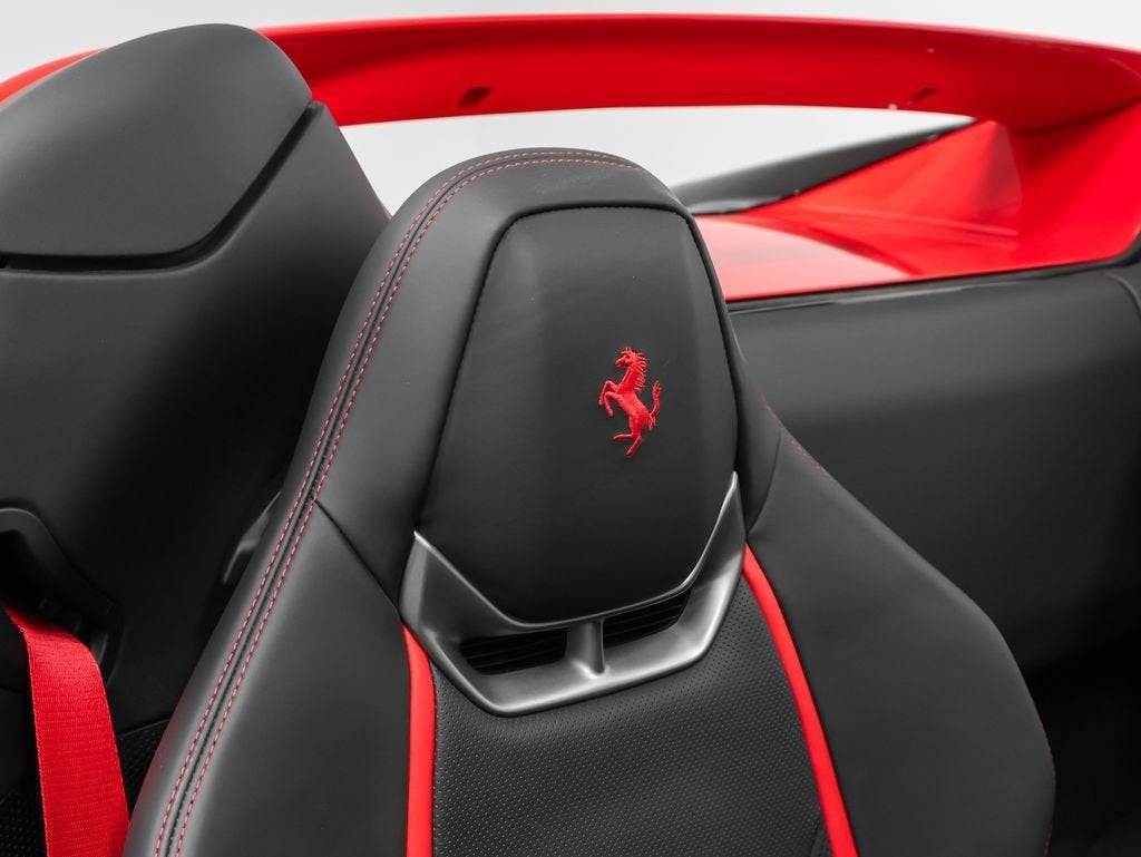 2025 Ferrari 296 GTS Base