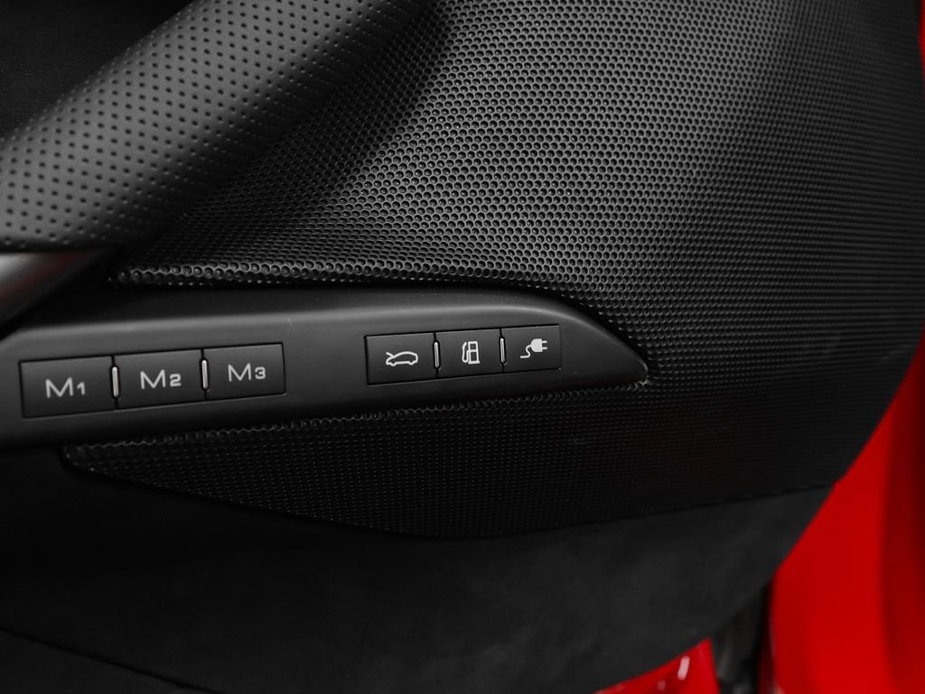 2025 Ferrari 296 GTS Base
