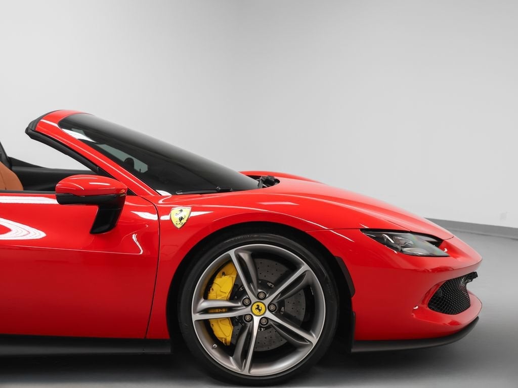 2025 Ferrari 296 GTS Base