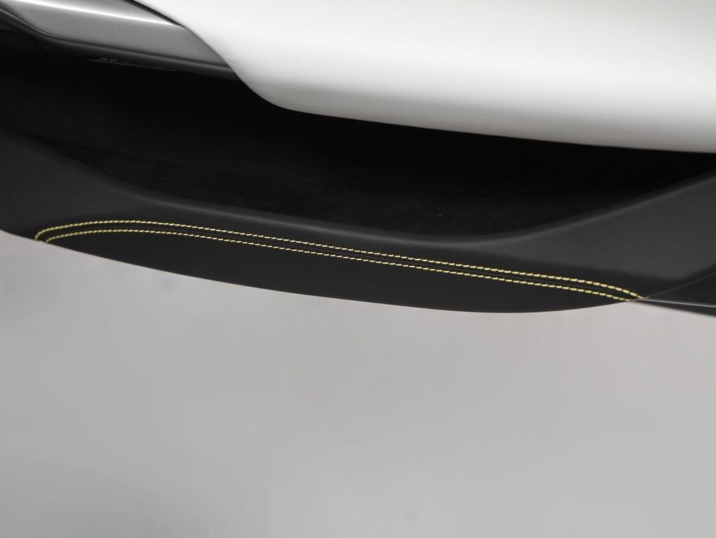 2025 Ferrari 296 GTS Base