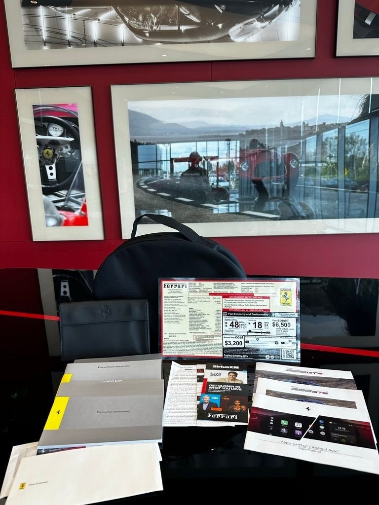 2025 Ferrari 296 GTS Base